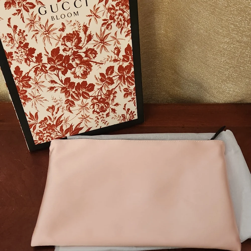 Gucci Bloom Pink Cosmetic Pouch NIB